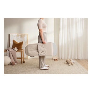 BabyBjörn – Bliss Babywippe aus meliertem Jersey-Gewebe | Beige