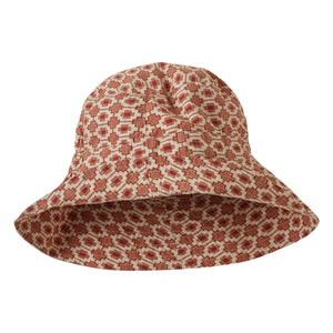 Caramel - Bob Cedrus | Brick red