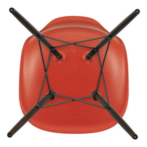 Vitra - DSW plastik sandalye - akçaağaç kaide - Charles & Ray Eames | Haşhaş kırmızısı