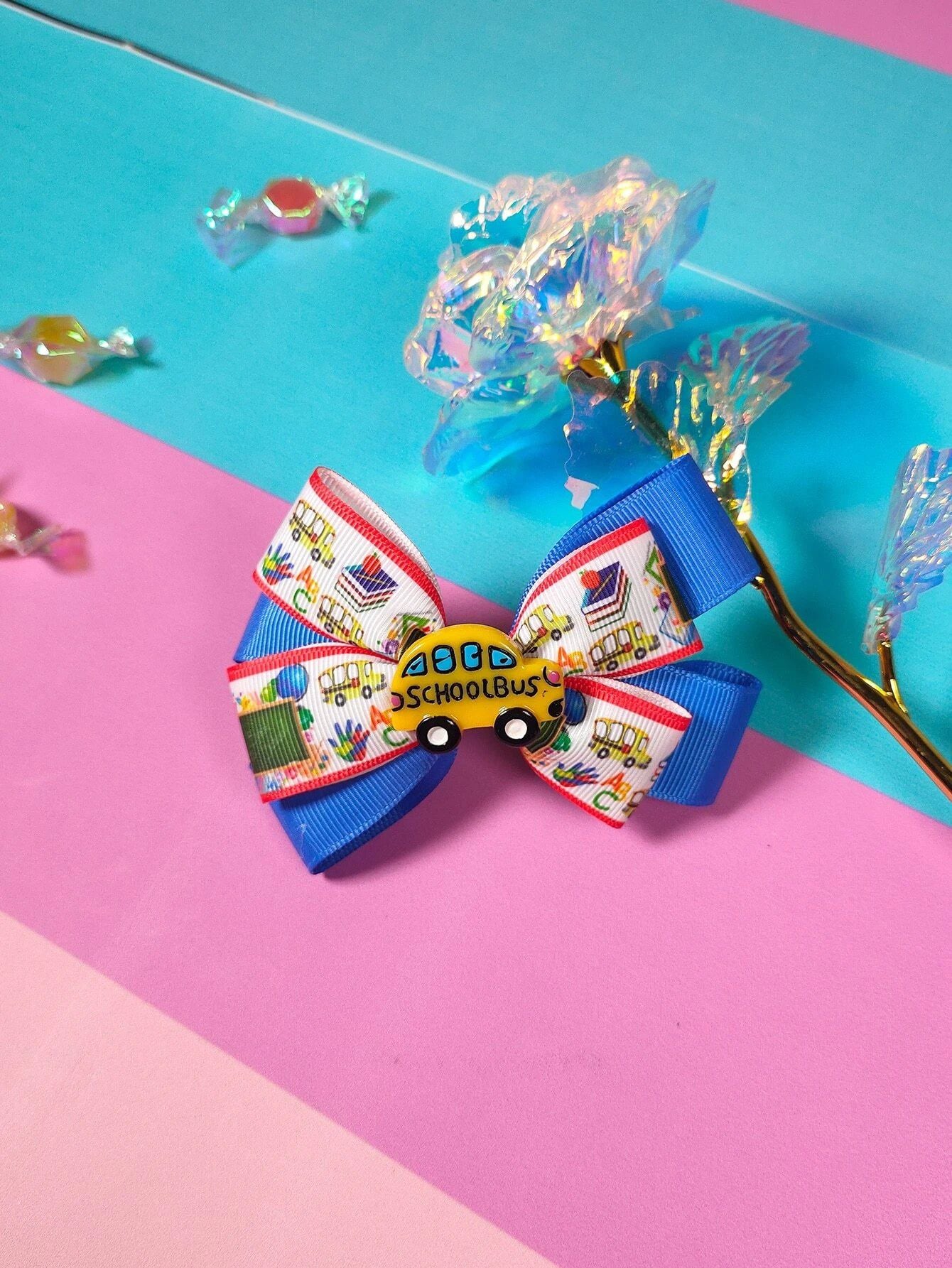 Dinossi - Okul Otobüsü Tasarımlı Kız Çocuk Saç Tokası-Dinossi