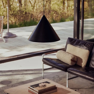 Frandsen - Benjamin, Benny Frandsen | Mat siyah