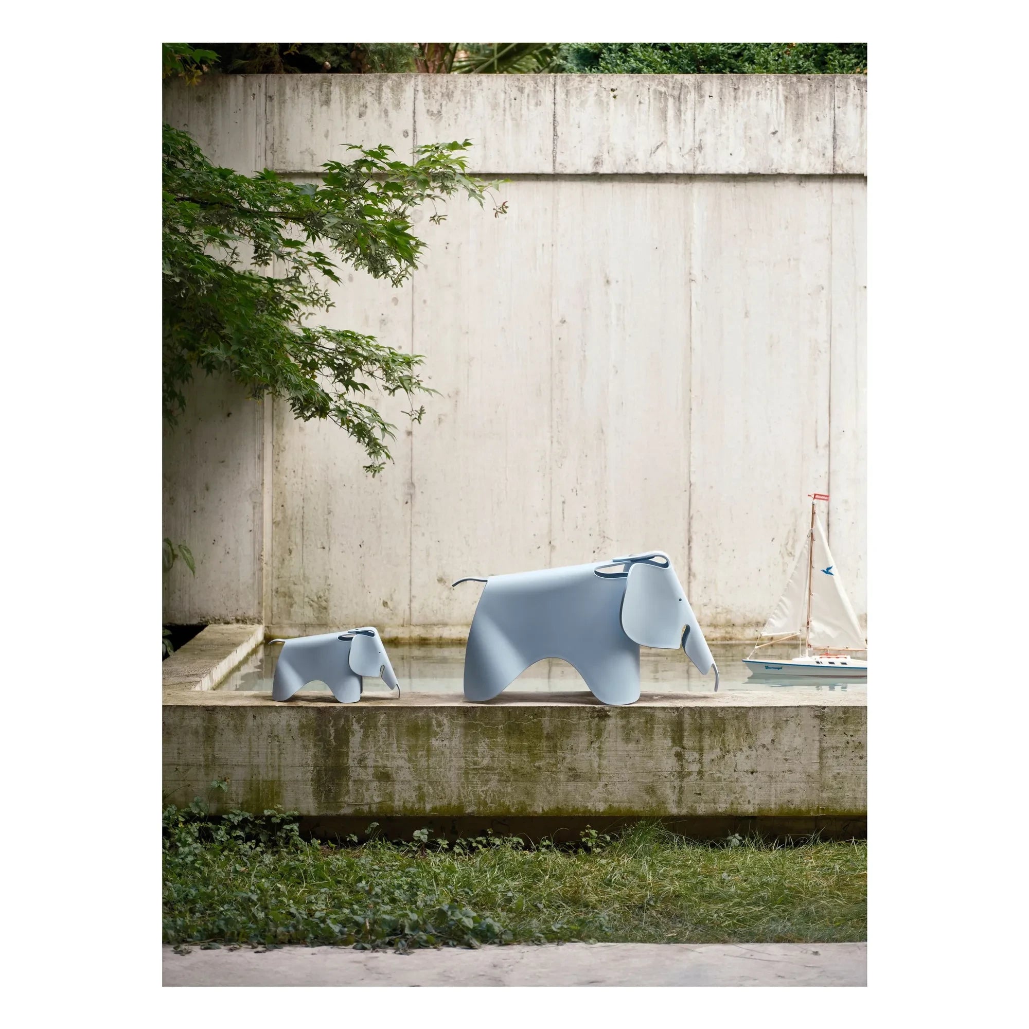 Vitra – Eames Elefant kleiner Hocker | Hellblau