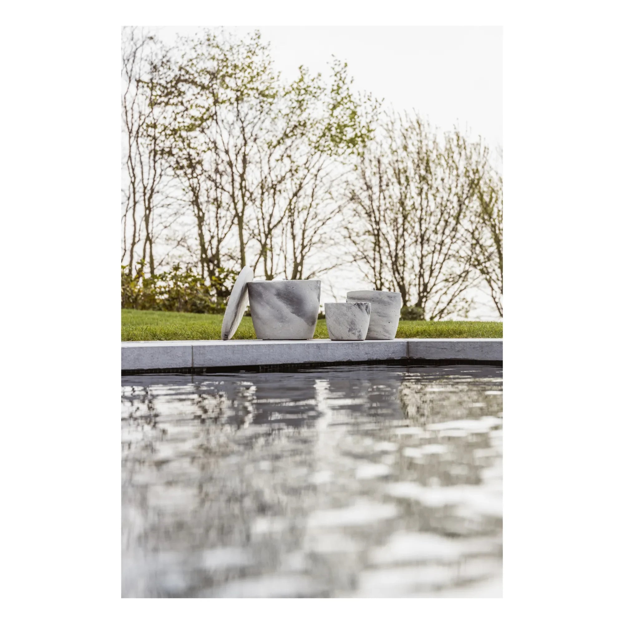 Mon Dada - Outdoor Unscented Candle | Gray