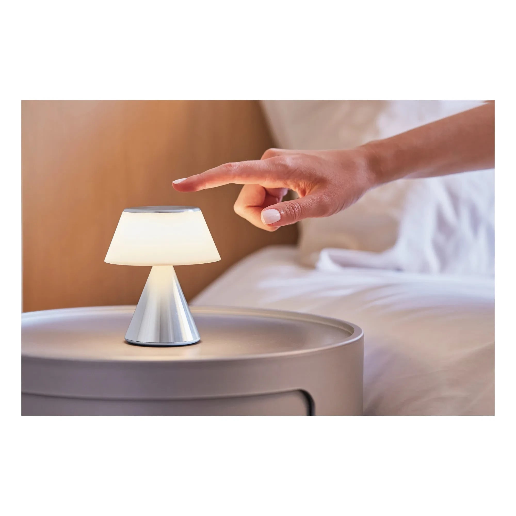 Lexon - Luma Taşınabilir LED Lamba | Alüminyum