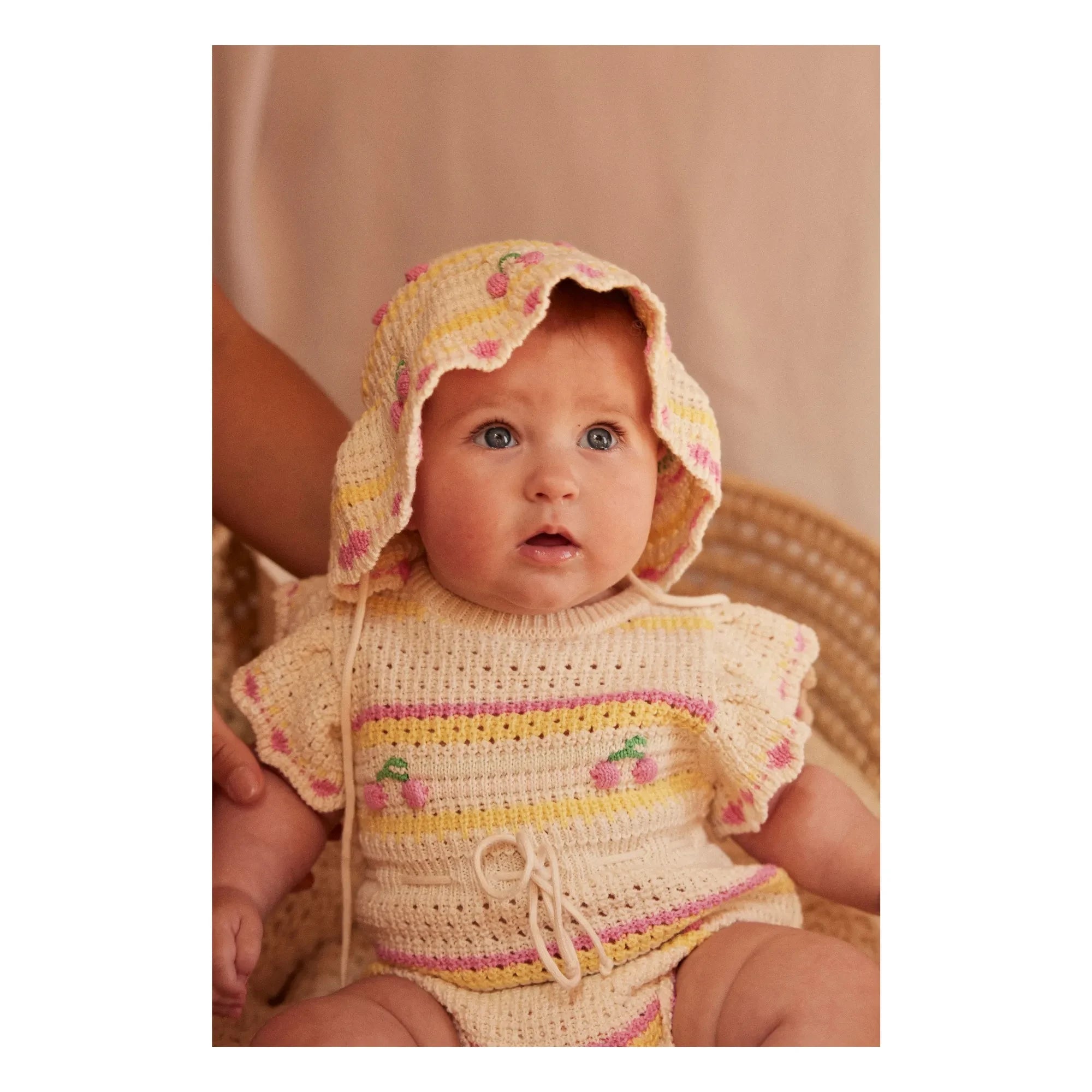 Bebe Organic - Paloma Kirschfarbener Häkelstrampler Bio-Baumwolle | Ecru
