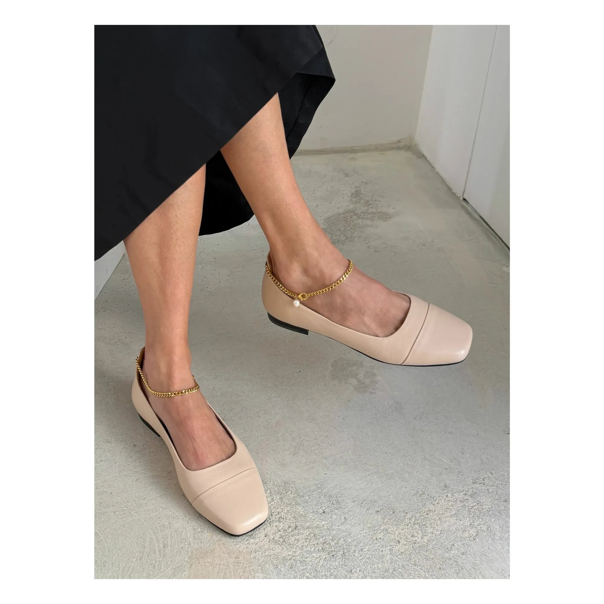 Lachoix - Nude Leather Ballerinas