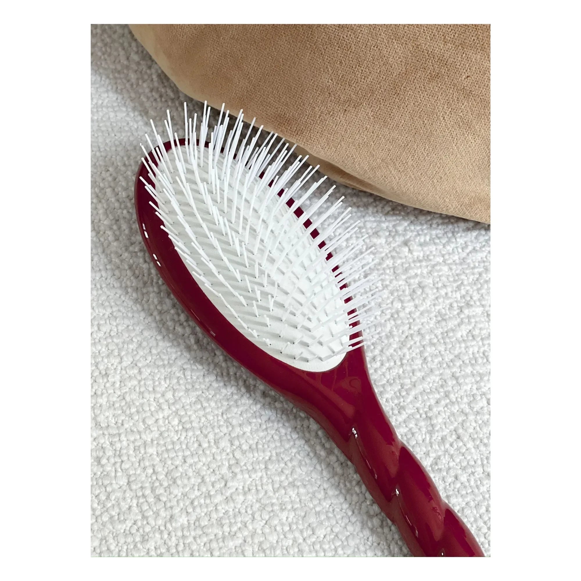 La Bonne Brosse - L'intense Saç Fırçası N°07 - Dolaşım Açıcı ve Uyarıcı | Kiraz kırmızısı