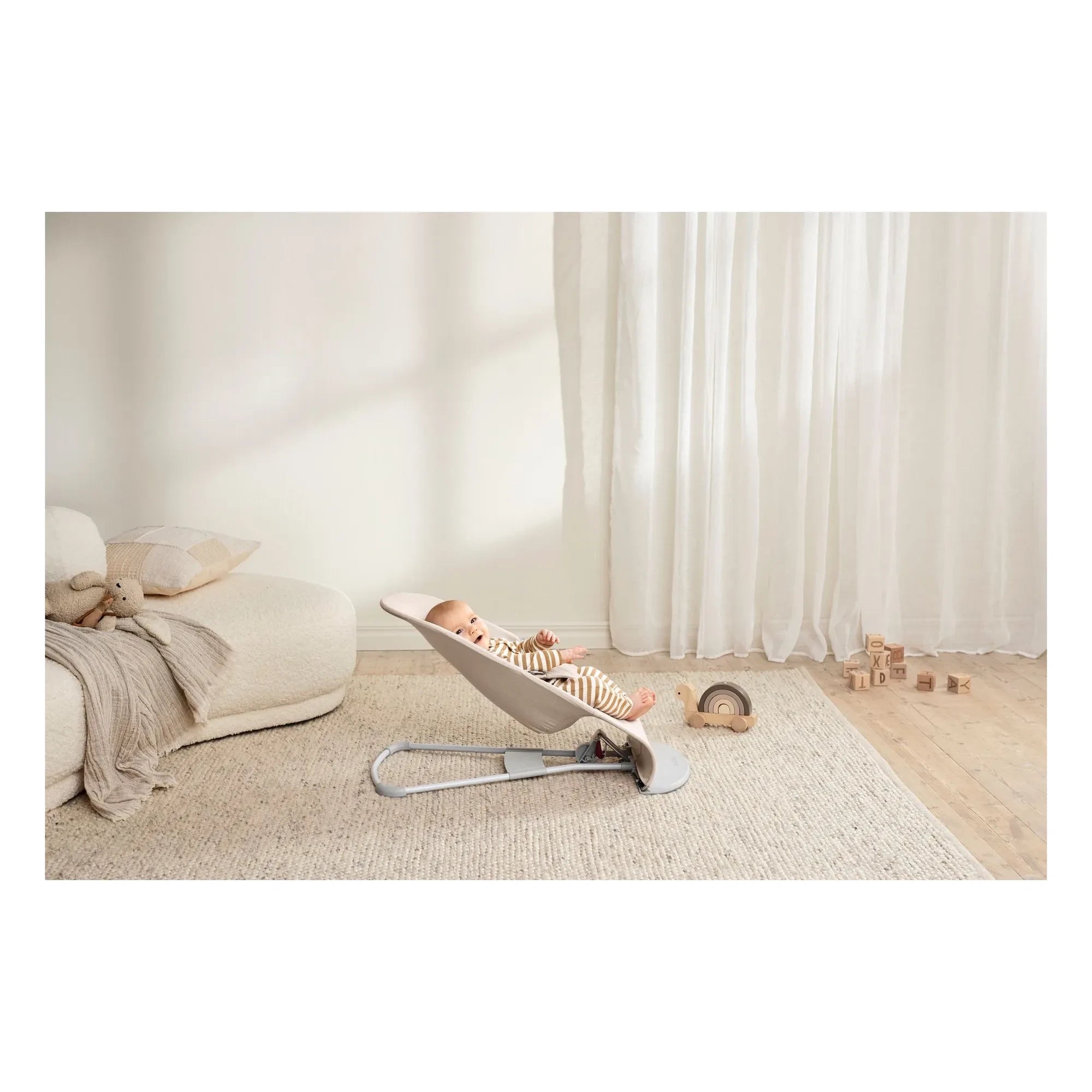BabyBjörn – Bliss Babywippe aus meliertem Jersey-Gewebe | Beige