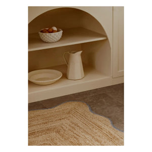 Layered - Scalloped jute rug | Blue