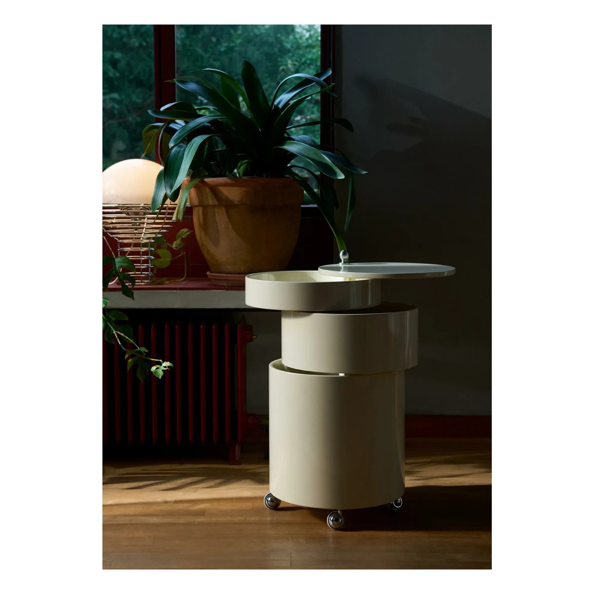 Verpan - Barboy mobile storage unit - Glossy Series | Cream