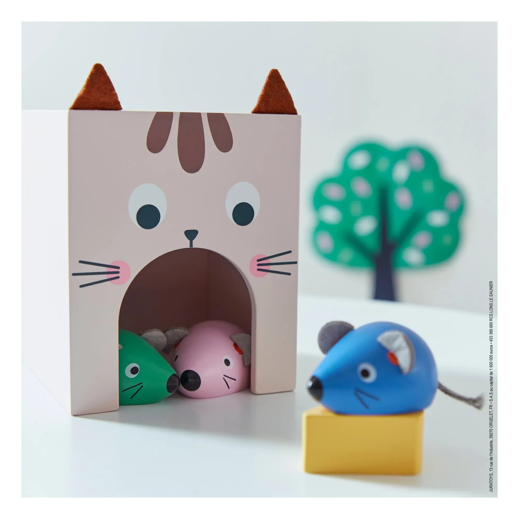 Janod - Spatial Awareness Game - Cat and Mouse