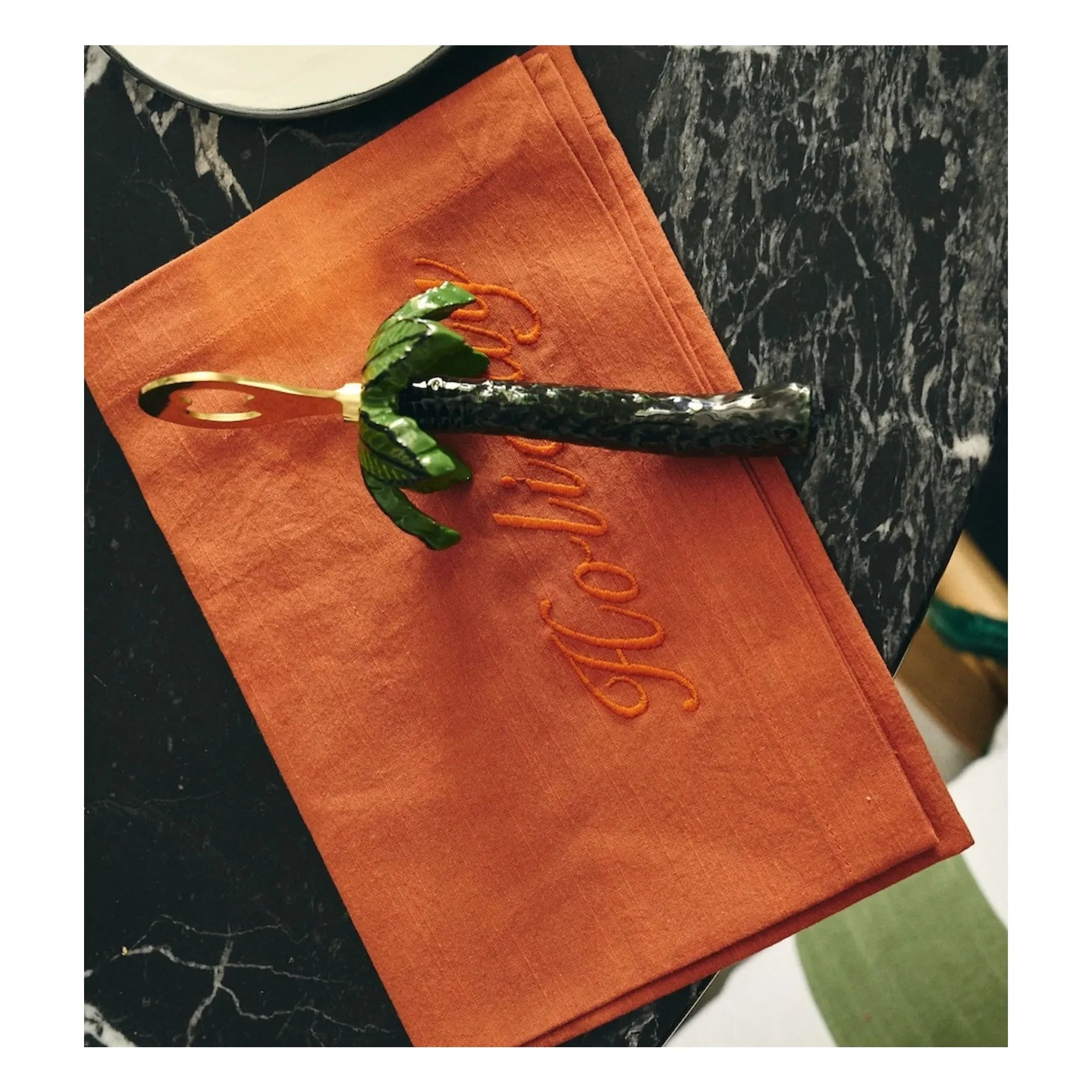 Anna + Nina - Palm bottle opener