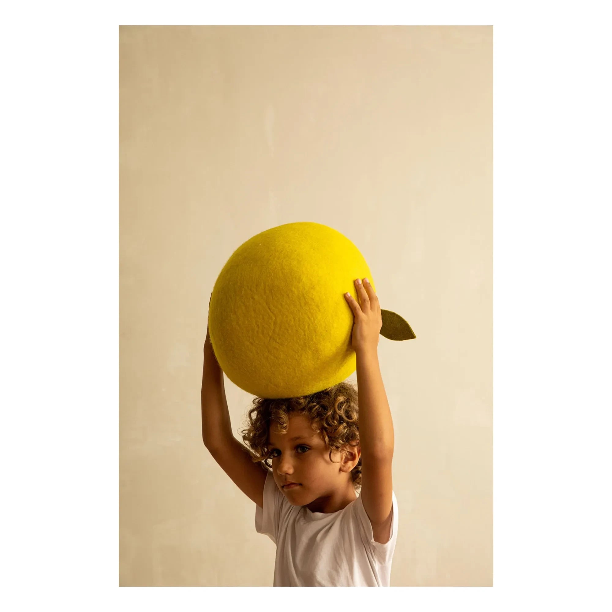 Muskhane – Zitronenfilz-Pouf | Gelb