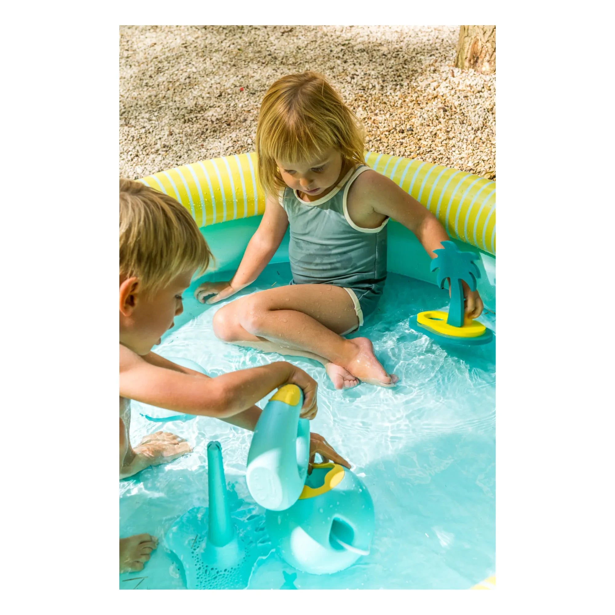 Quut - Blue Banana Inflatable Pool
