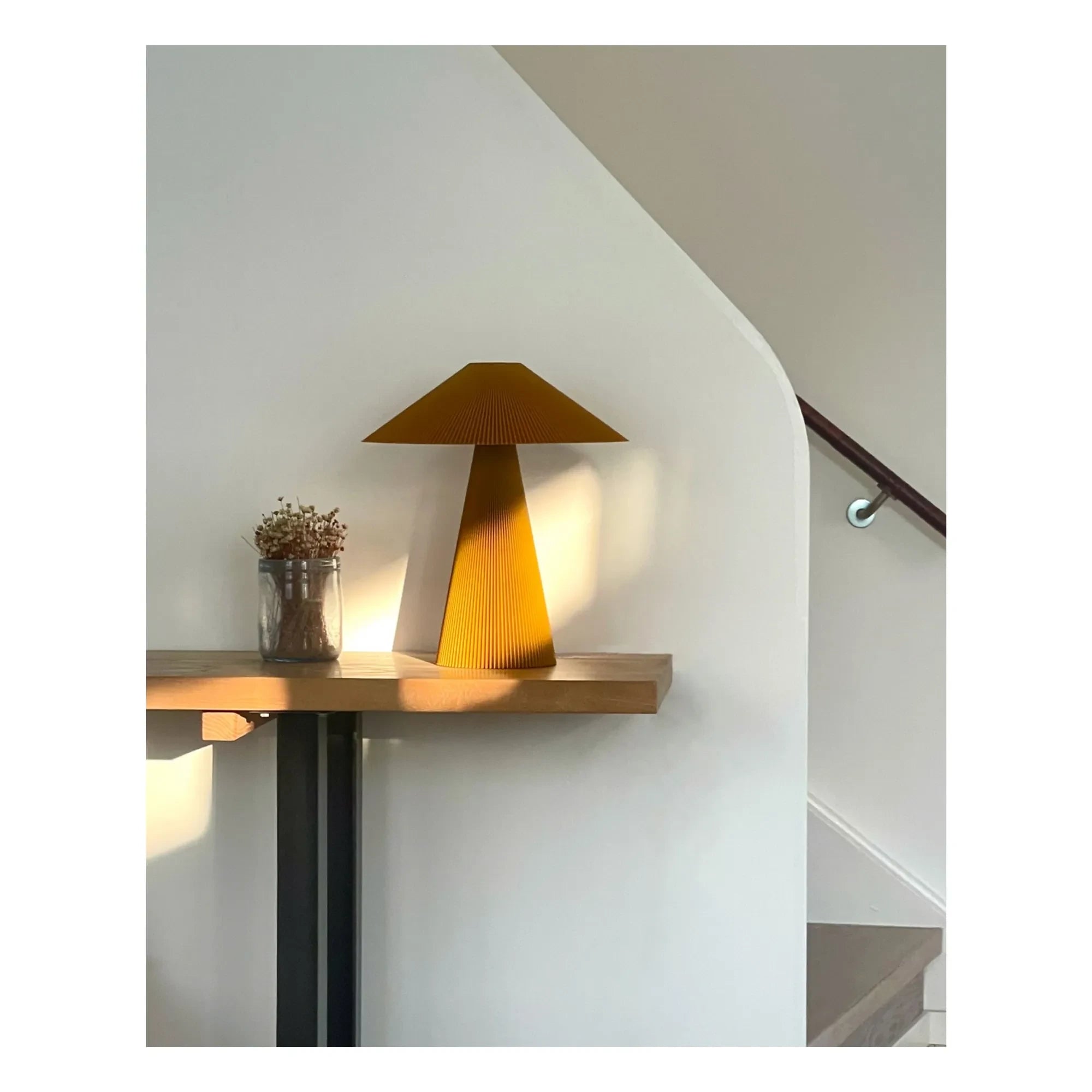 Manu Matters - Teen Jane desk lamp | Mustard