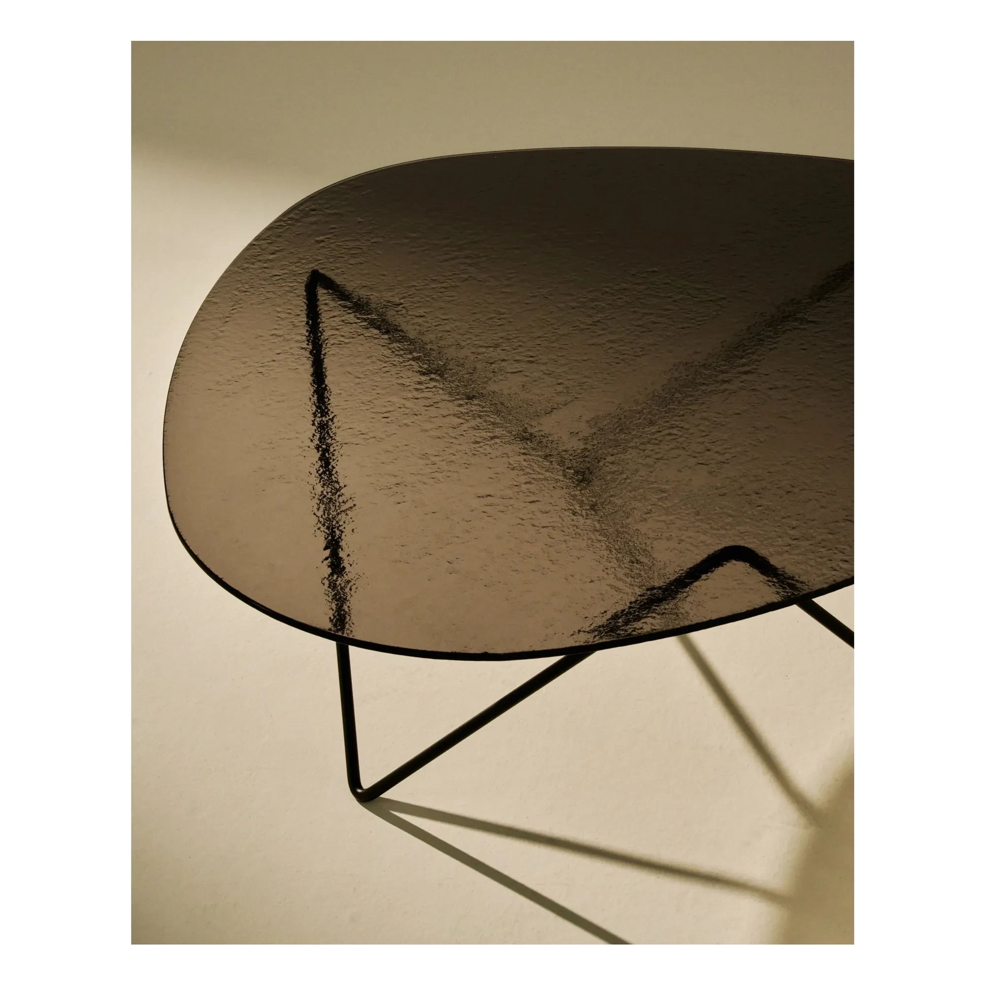 Gubi - Pedrera sehpa, Corsini & Ruiz Millet | Bronz