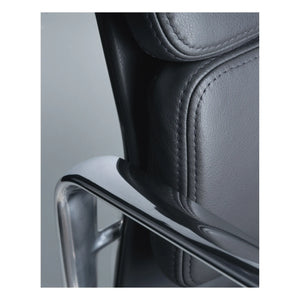 Vitra - EA 217 Soft Pad Ledersessel | Schwarz