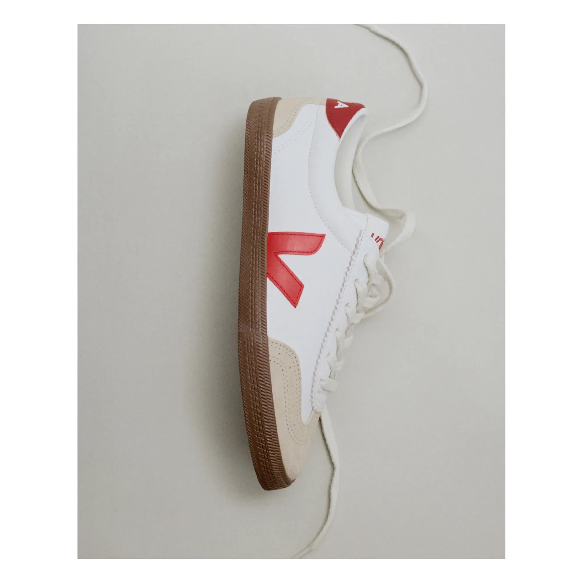 Veja - O.T Volley Sneakers | Burgundy