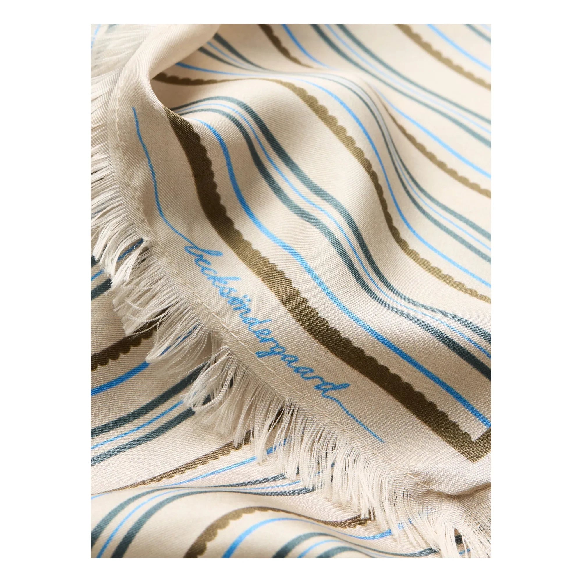 Becksöndergaard - Scallopia Gestreifter Seidenschal | Creme