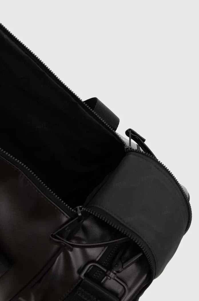 Fred Perry Tonal Classic Barrel Bag