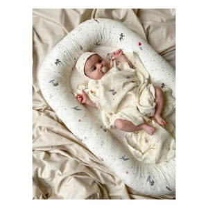 Cam Cam - Karussell Baby Keilkissen