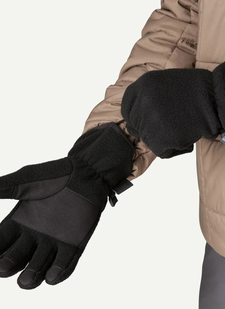 Patagonia - Synchilla Fleece Gloves | Black