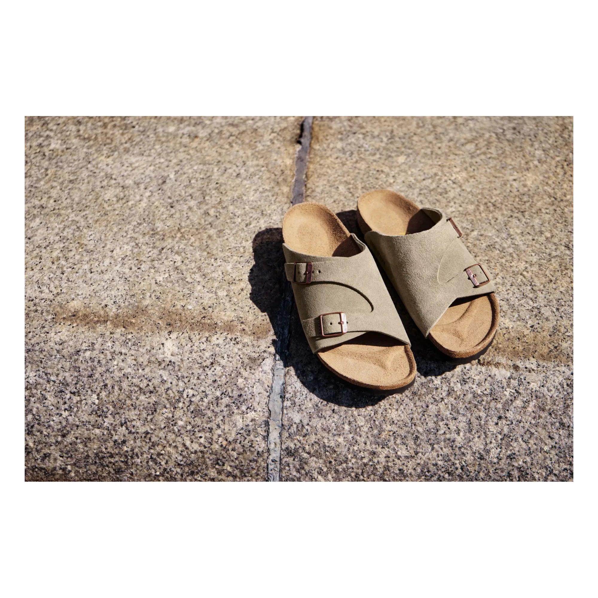 BIRKENSTOCK - Zurich Regular Fit Sandaletler | Koyu kahverengi