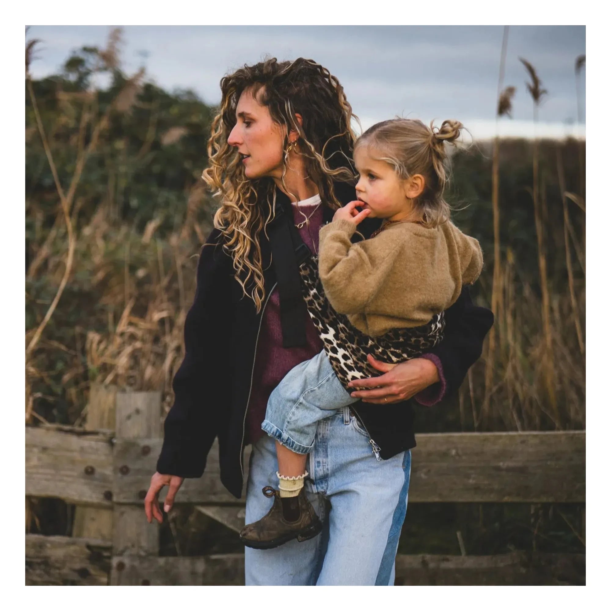Wildride - Babytrage mit Leopardenmuster