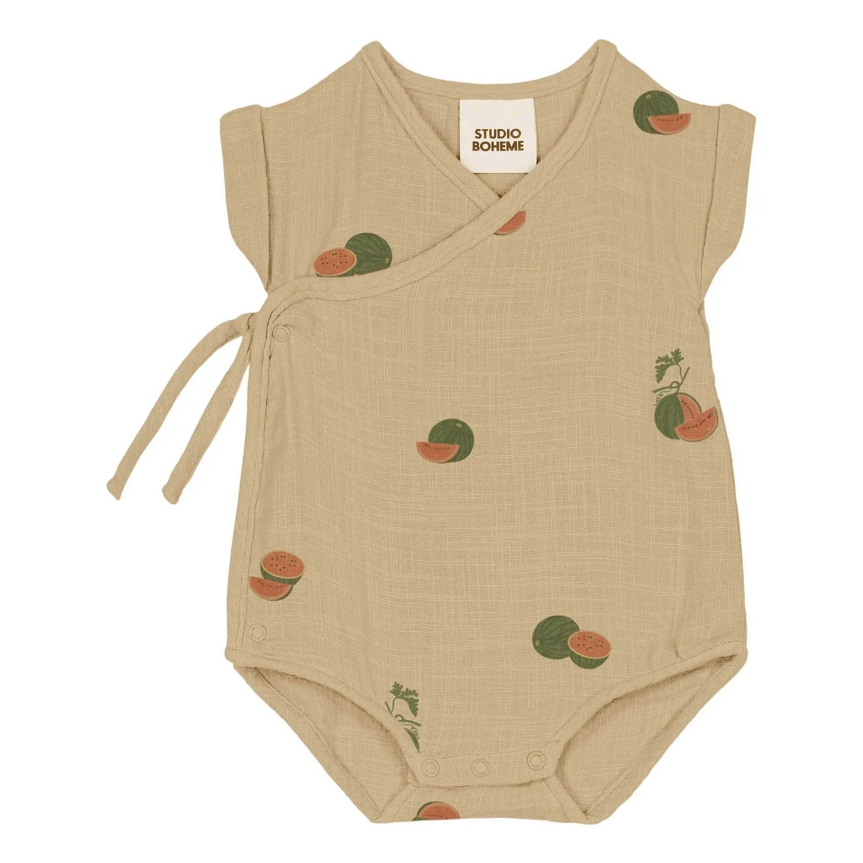 Studio Bohème – Bio-Baumwoll-Kapuzenoverall mit Wolken-Wassermelonen-Muster | Salbeigrün