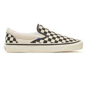 Vans - Checkerboard Classic Slip-On 98 DX Sneakers | Black