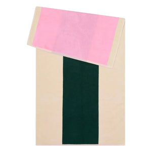 Suite 702 - Havlu, Martens & Martens | Pembe