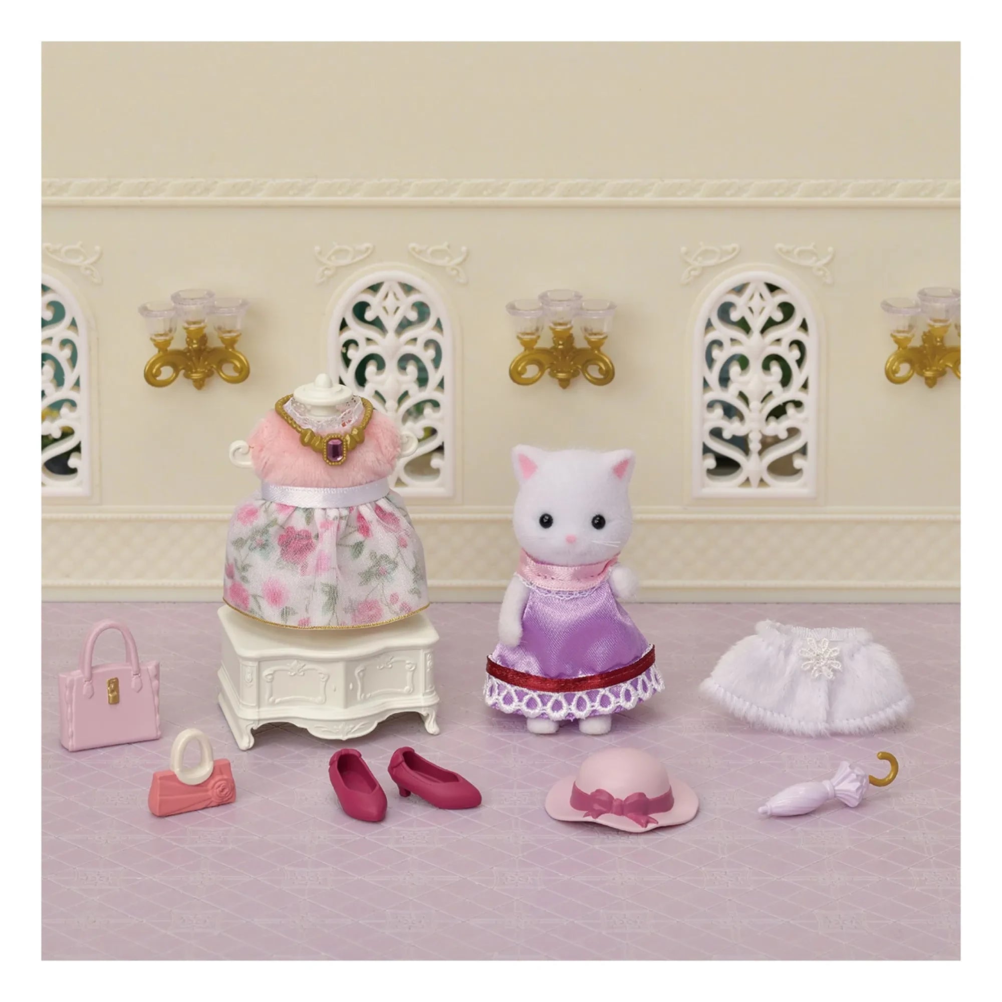 Sylvanian Families - Moda valizi ve büyük kız kardeş Fars Kedisi