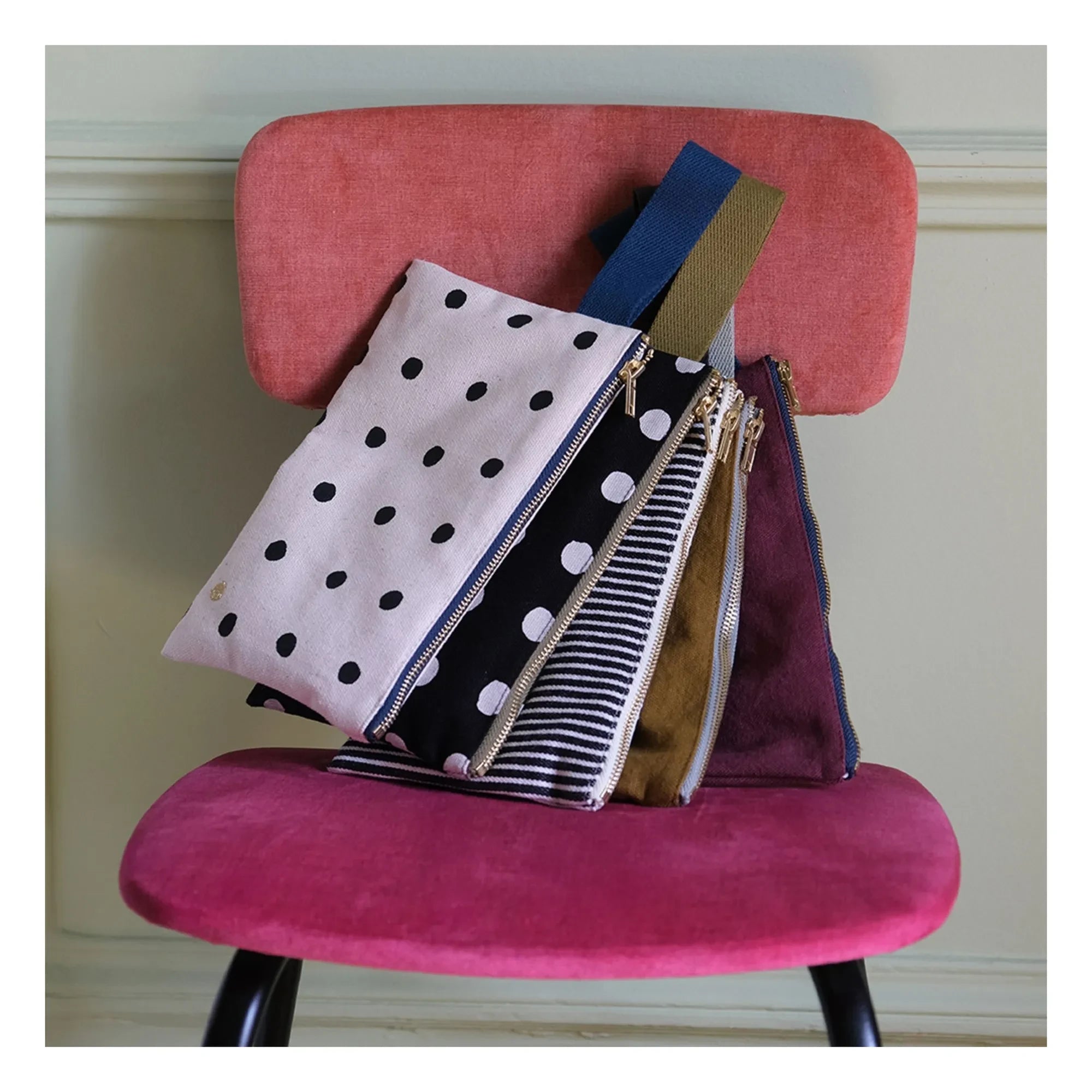 La cerise sur le gâteau - Organic Cotton Clutch Bag with Handle | Burgundy