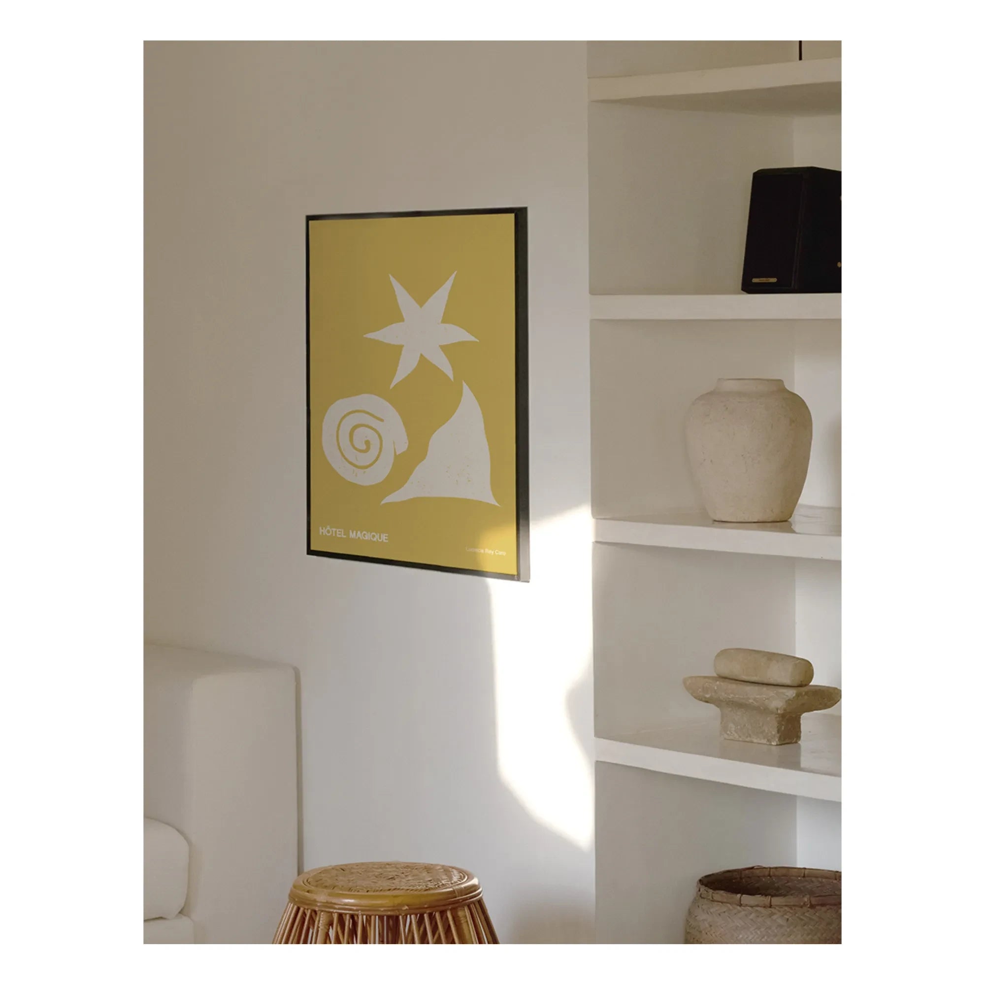 Hôtel Magique - Lucrecia Rey Caro imzalı Sea, Sun A3 Poster | Sarı