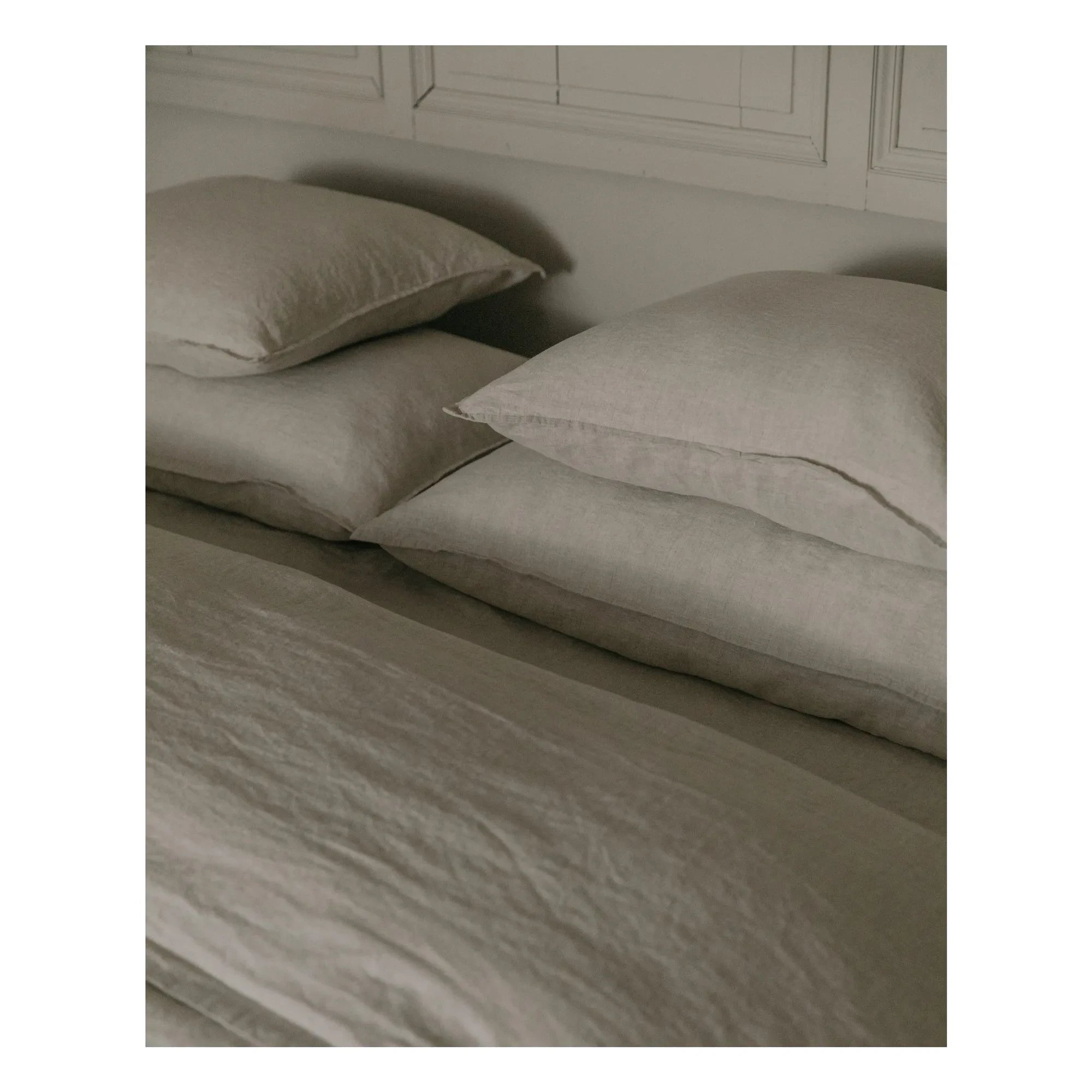 garbo&friends - Linen Embroidered Cushion Cover