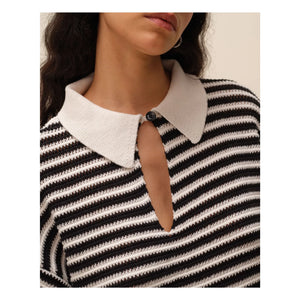 Nitah – George Gestreifter Pullover | Schwarz