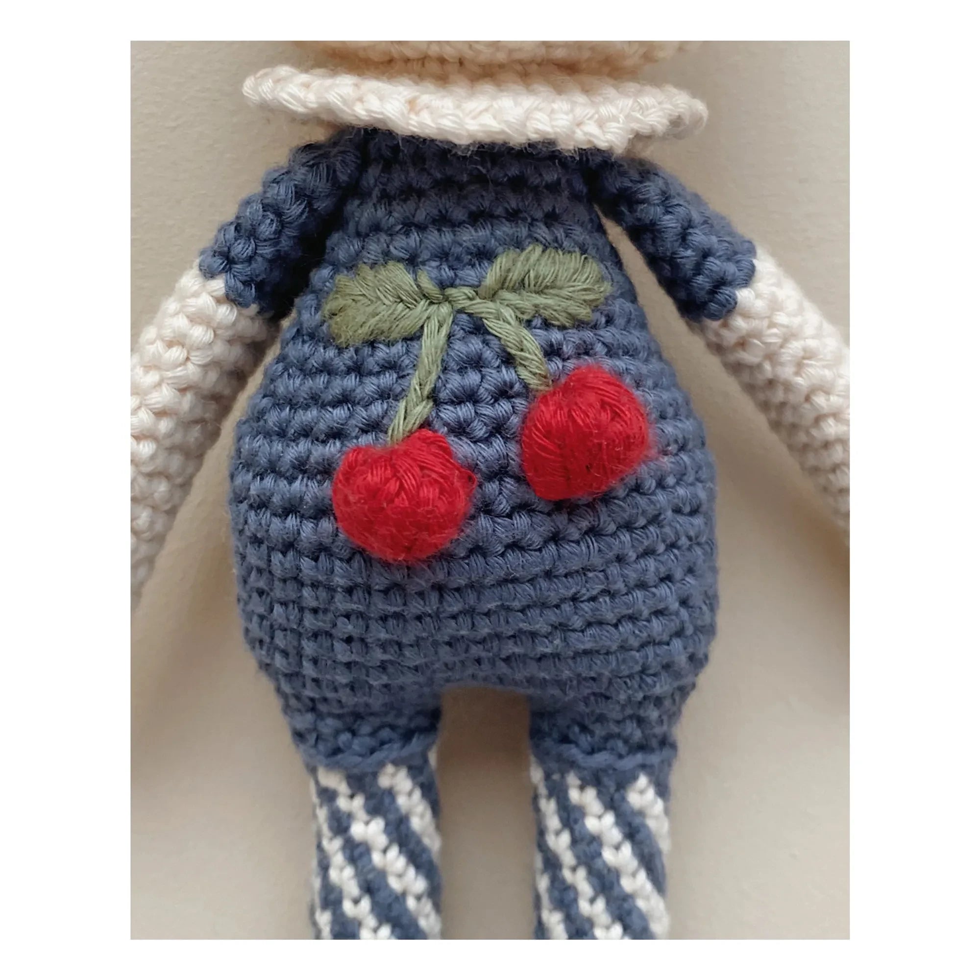 Patti Oslo - Britney das Kaninchen Kuscheltier | Marineblau
