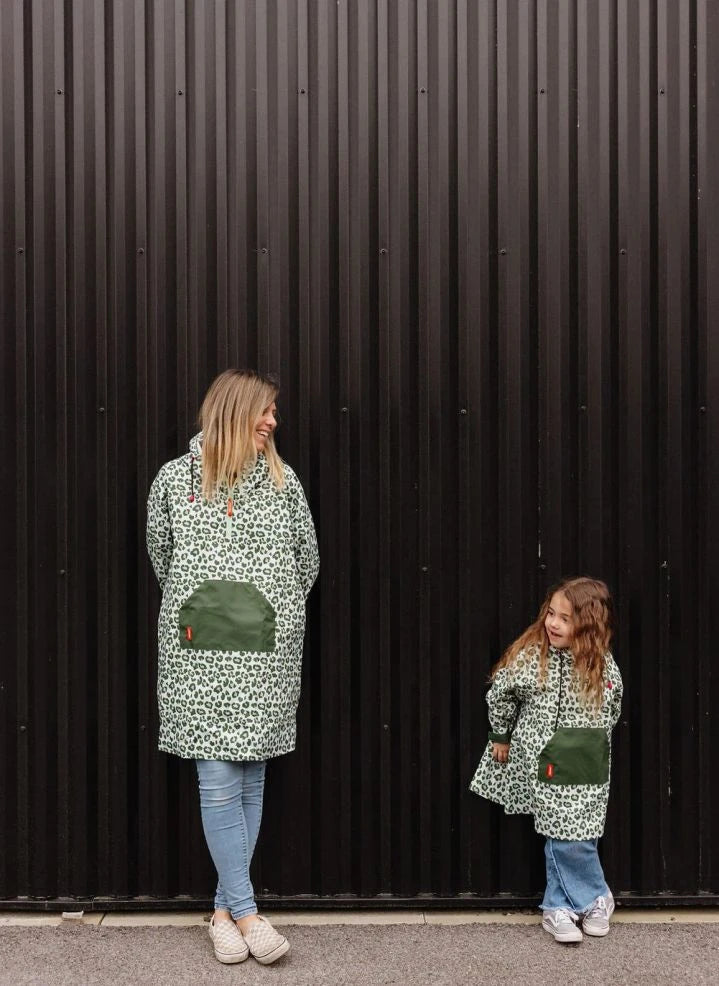 Hello Hossy - Chubasquero de leopardo | Verde