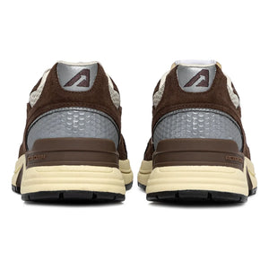 Autry - Hyperway Low-Top-Sneaker aus zweifarbigem Wildleder | Braun