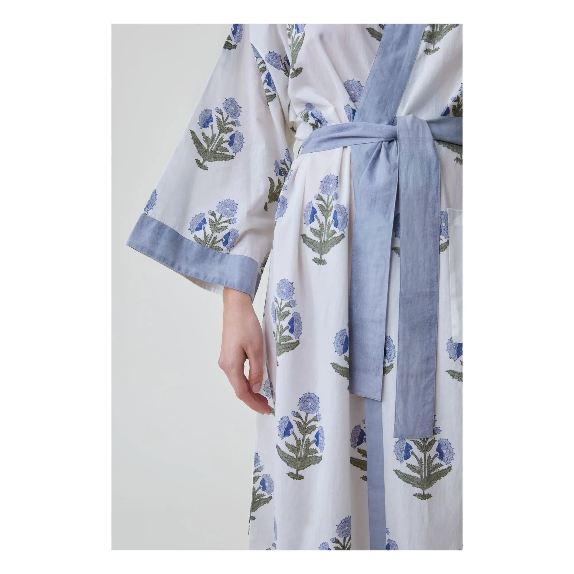 Scarlette Ateliers - Clark Poppy Desenli Kimono | Beyaz