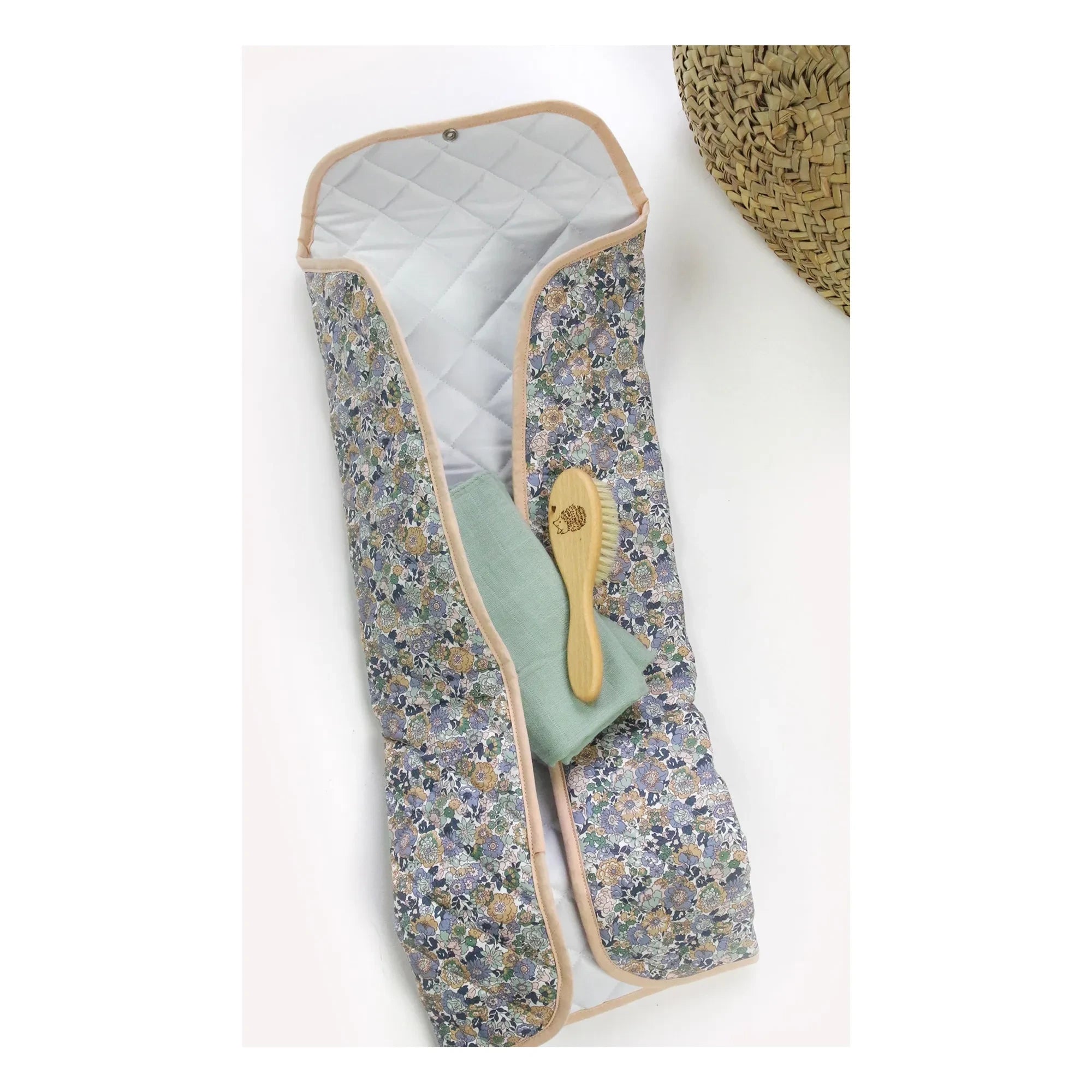 Barnabé aime le café - Jenny travel changing mat | Blue