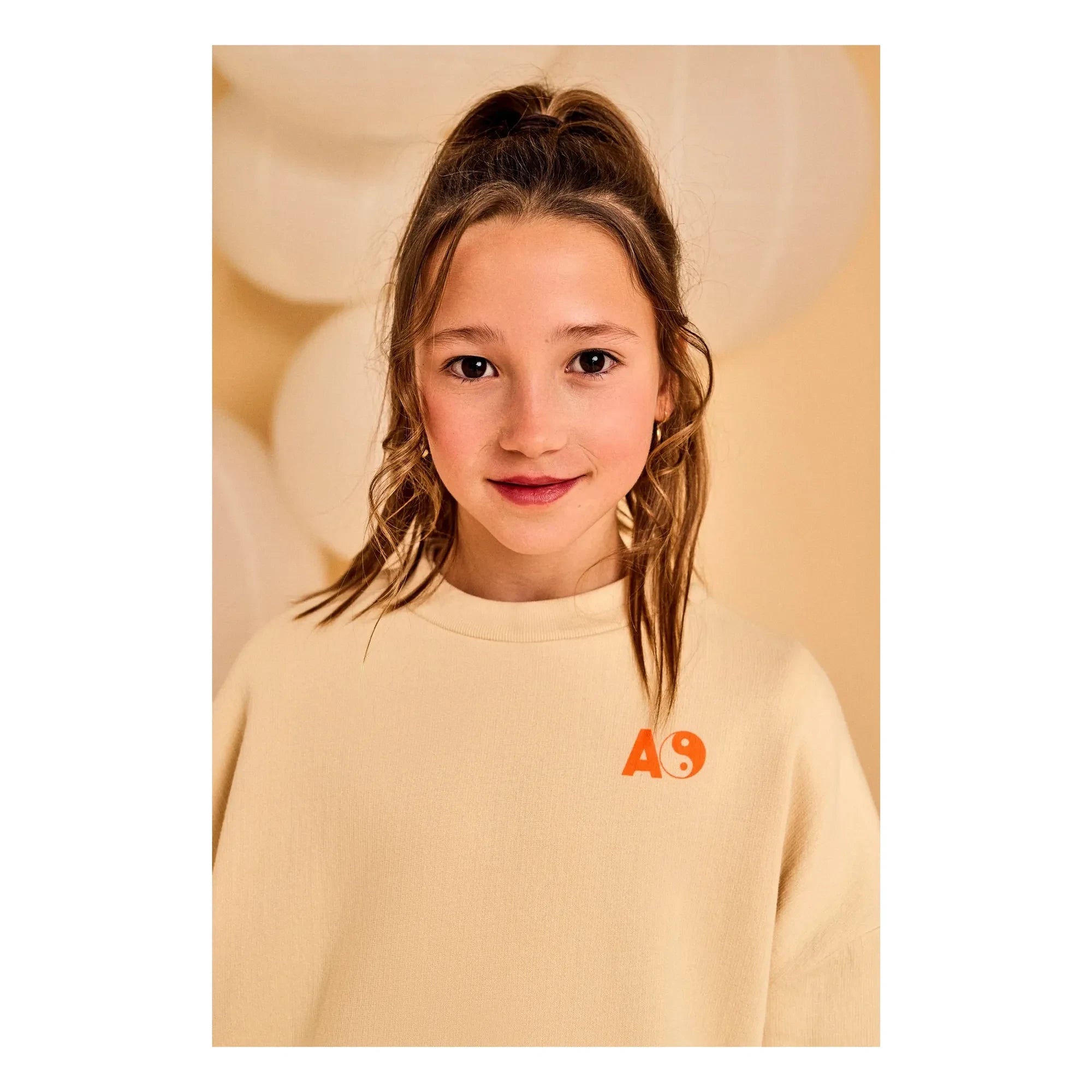 AO76 - Sweatshirt Violeta Sorry | Beige