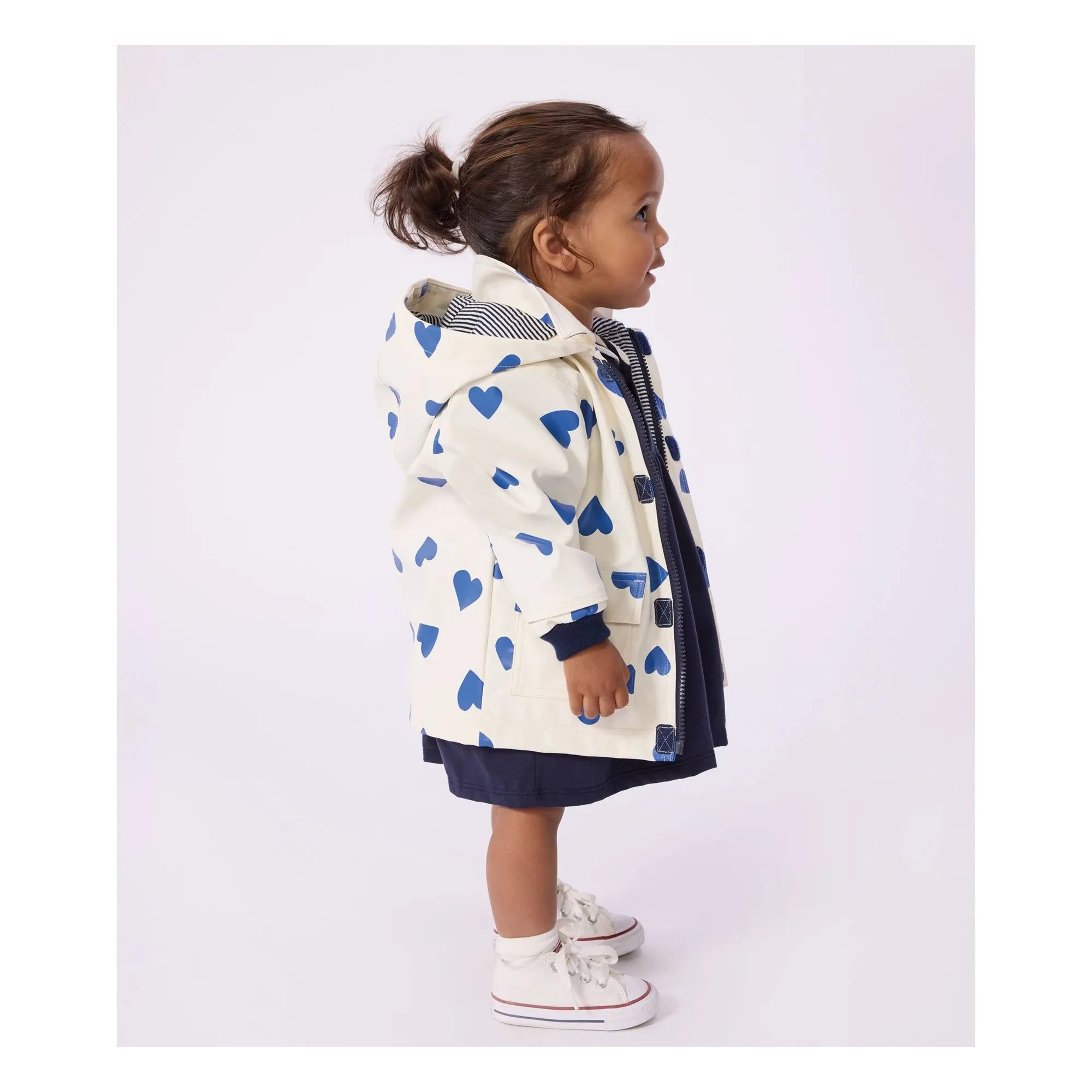 Petit Bateau - Regenmantel Ikonische Herzen Recycelte Fasern Baby | Elfenbein