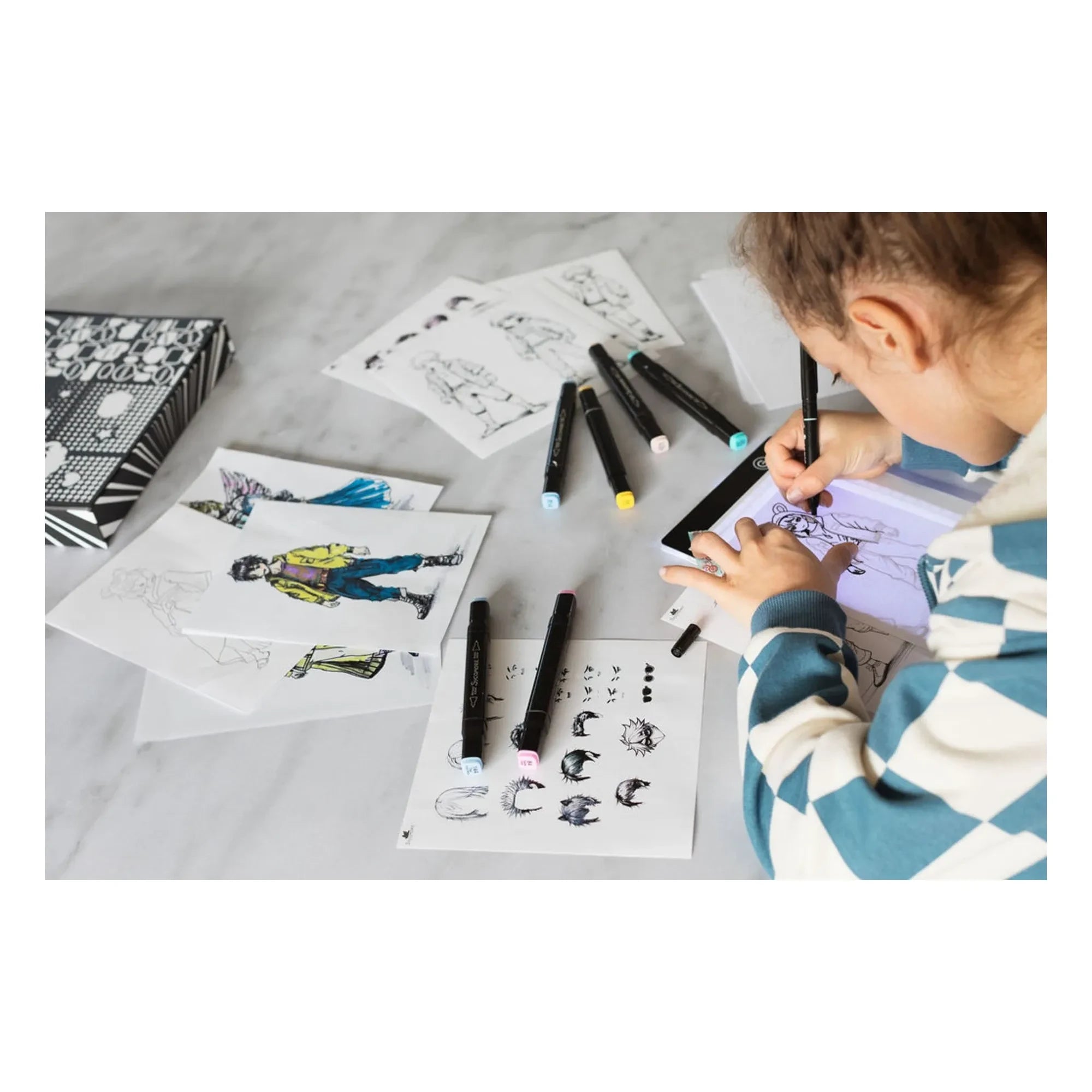 Sycomore - Manga - Rechargeable Light-up Manga Character Creator
