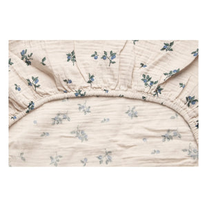 garbo&friends - Wild Raspberry Cotton Muslin Fitted Sheet | Ivory