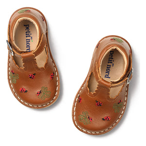 Petit Nord - T-Bar Erste Schritte Schuhe mit Marienkäferstickerei - Uniqua Collection | Kamel