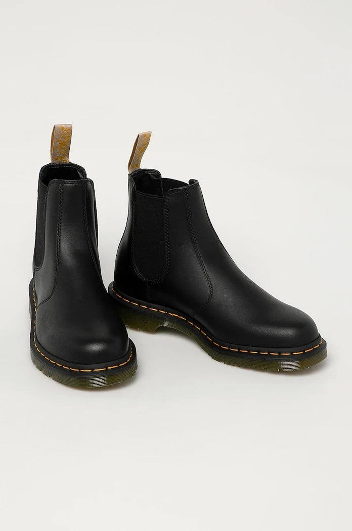 Dr. Martens - Vegan 2976 Chelsea Botlar