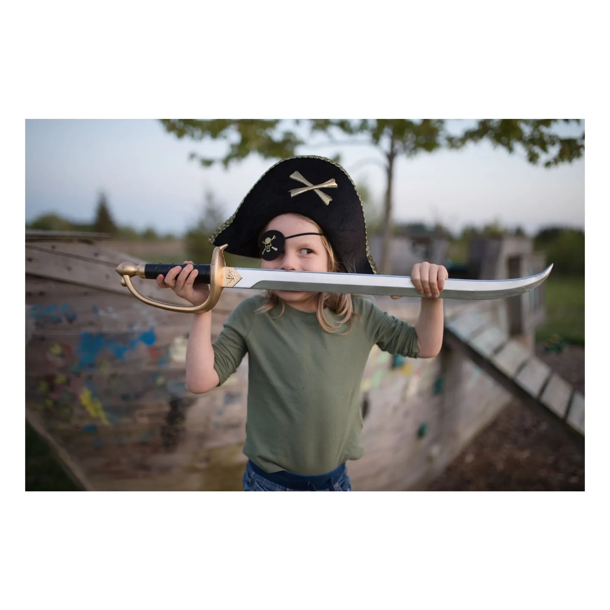 Great Pretenders - Korsan şapkası