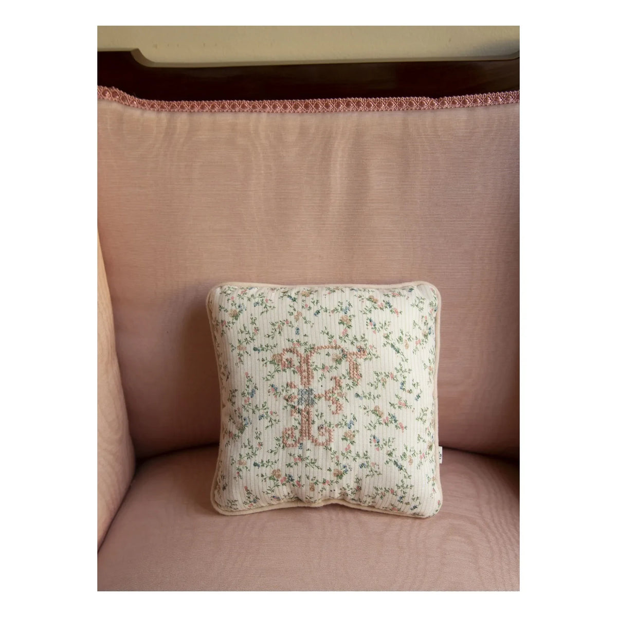 Editions Aimable - Fawn Clovis pillow | Bouquet Gauze