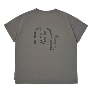 Main Story – Übergroßes T-Shirt aus Bio-Baumwolle | Dunkelgrau
